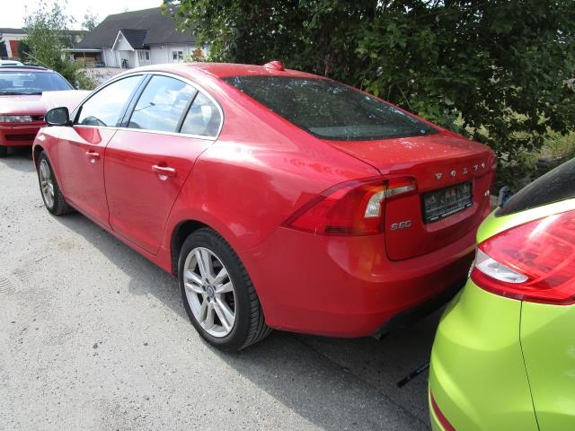 Volvo S60 2010-2014 (Type II, Fase 1) , Motorkode: D4162T, Girkassekode: 