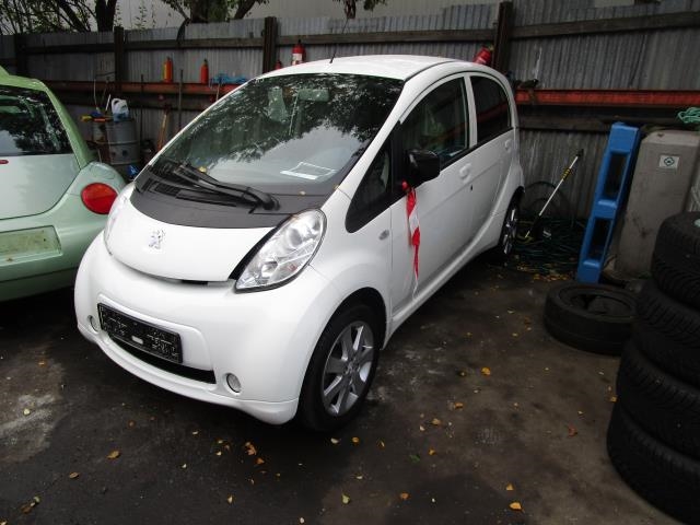 Peugeot iOn 2011-2020 , Motorkode: Y4F1, Girkassekode: 
