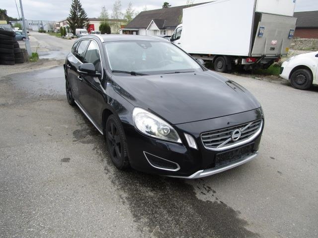 Volvo V60 2010-2013 (Type I, Fase 1) , Motorkode: , Girkassekode: