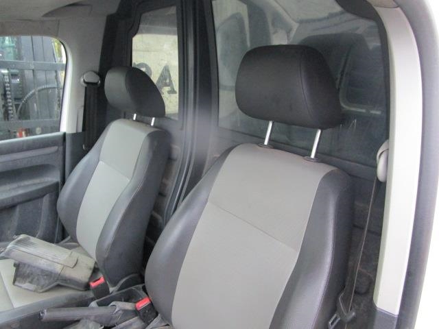 VW Caddy 2010-2015 (Type III, Fase 2) , Motorkode: CAYD, Girkassekode: 