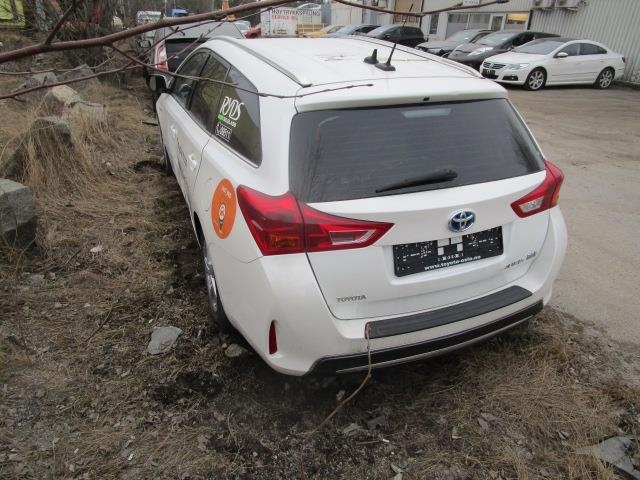 Toyota Auris 2013-2015 (Type II, Fase 1) , Motorkode: 2ZR-FXE, Girkassekode: 