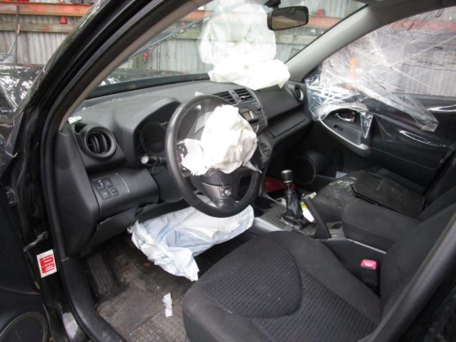 Toyota RAV4 2009-2013 (Type III, Fase 2) , Motorkode: 2AD-FTV|DPF, Girkassekode: 