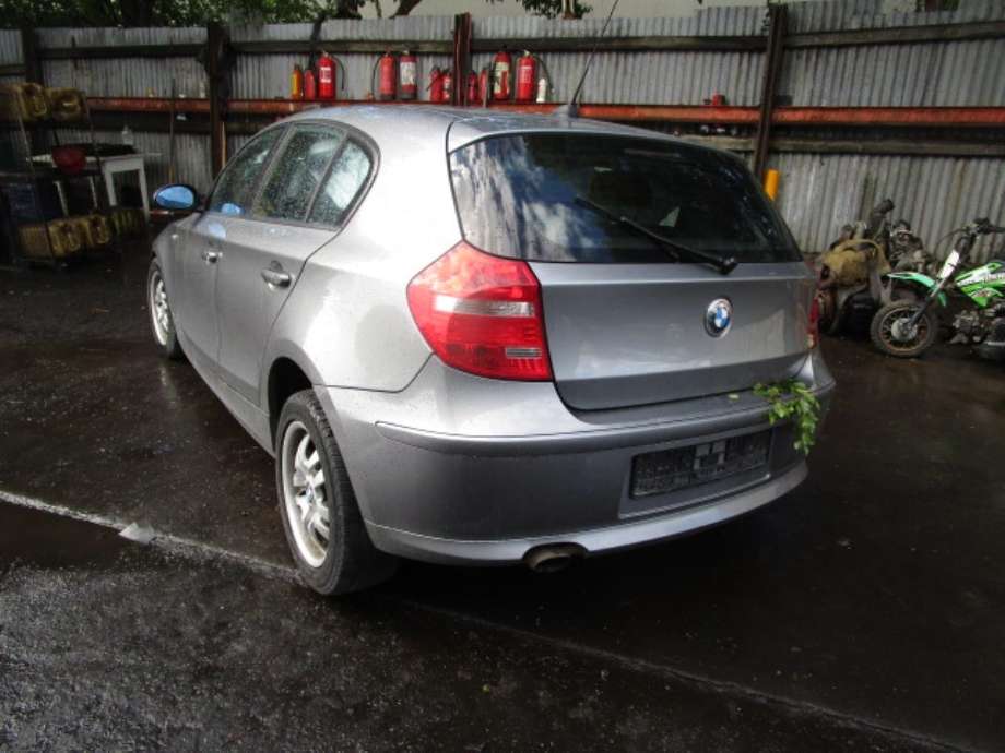 BMW 1-Serie 2004-2011 (E81/E82/E87/E88) (E81/E82/E87/E88), Motorkode: N43B16A, Girkassekode: 