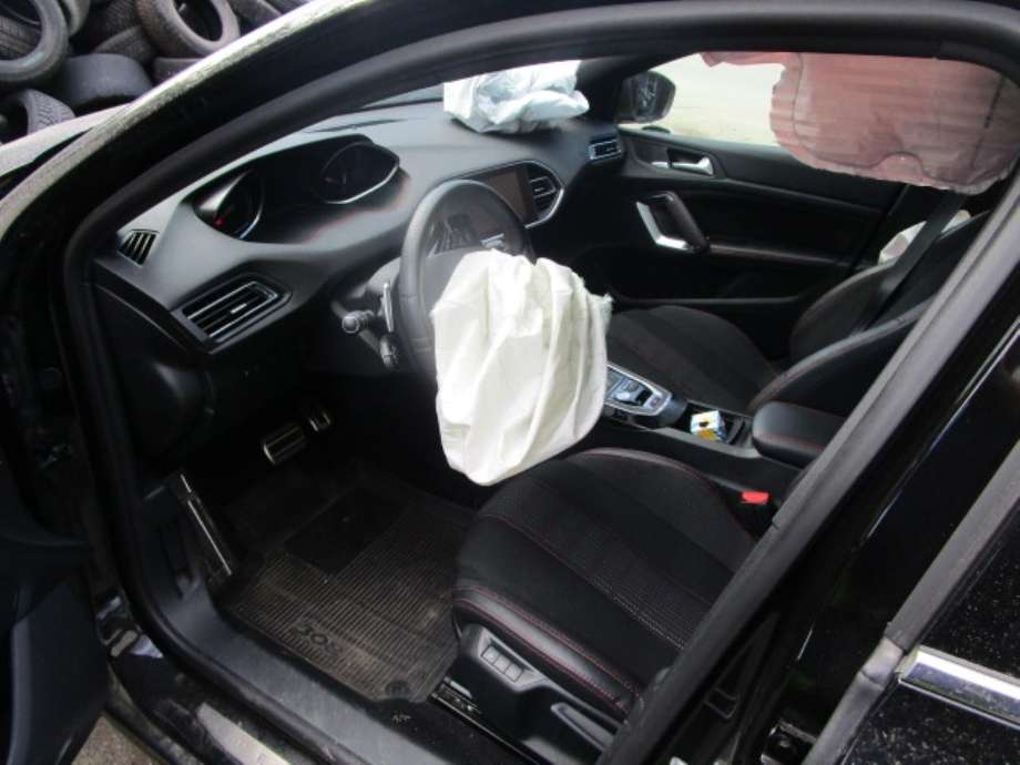 Peugeot 308 2013-2021 (Type II) , Motorkode: HN02, Girkassekode: 