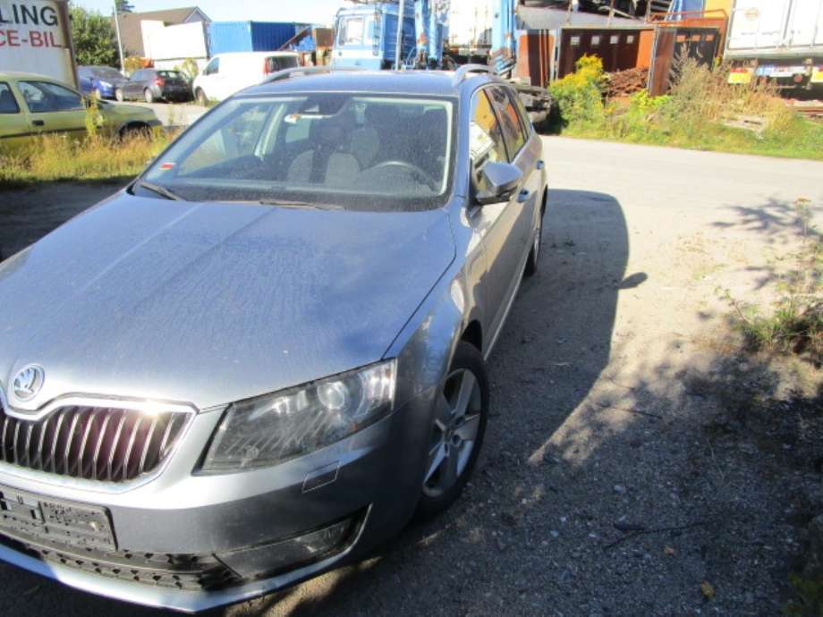 Škoda Octavia 2013-2016 (Type III, Fase 1) , Motorkode: CKF, Girkassekode: 