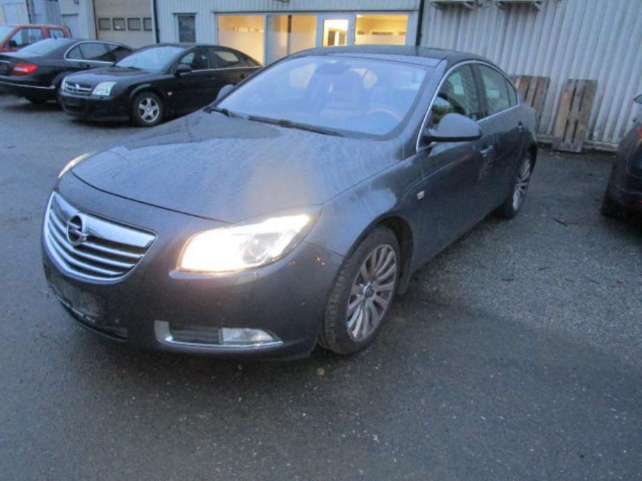 Opel Insignia A 2009-2014 , Motorkode: A20DTH, Girkassekode: 