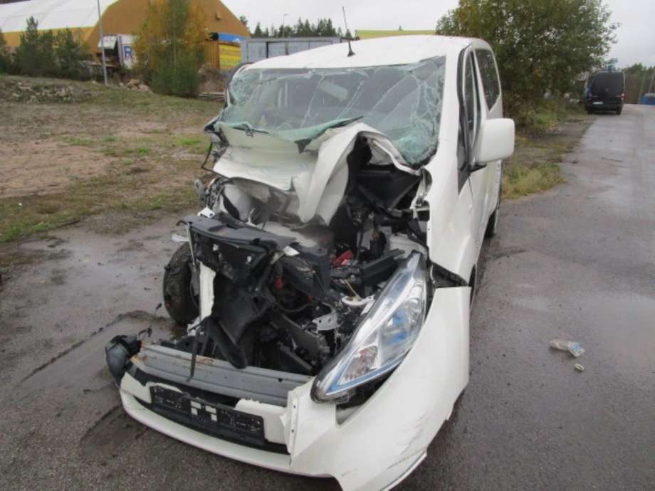 Nissan E-NV200 2014-->> , Motorkode: EM57, Girkassekode: 
