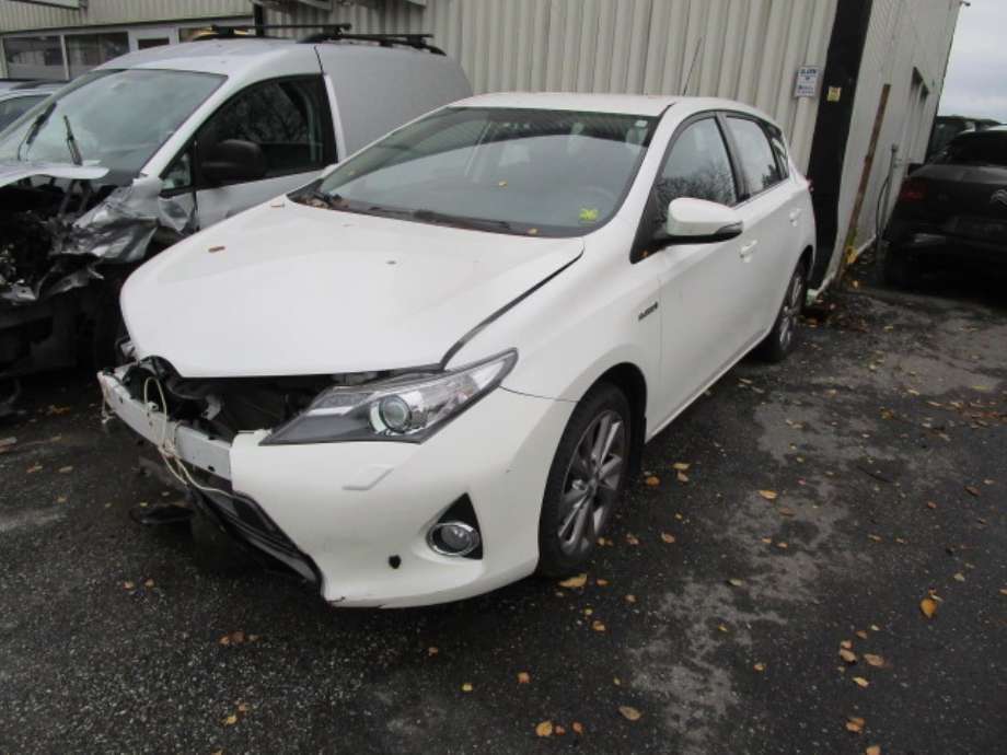 Toyota Auris 2013-2015 (Type II, Fase 1) , Motorkode: 2ZR-FXE, Girkassekode: 