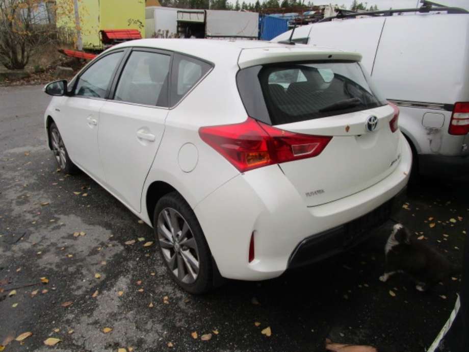 Toyota Auris 2013-2015 (Type II, Fase 1) , Motorkode: 2ZR-FXE, Girkassekode: 