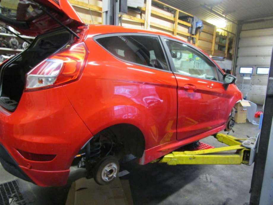 Ford Fiesta 2013-2017 (Type VI, Fase 2) , Motorkode: YYJB, Girkassekode: 