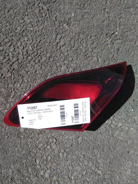 Baklykt høyre indre til Opel Astra J, 2010-2015  