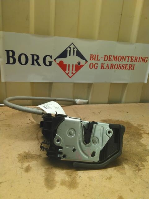 Låsekasse høyre bak til BMW 5-Serie, 2010-2017 (F10/F11) (F10/F11) 