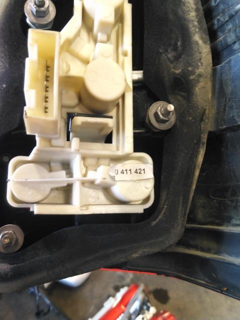 Baklykt venstre ytre til BMW 3-Serie 2005-2011 (E90/E91/E92/E93) (E90/E91/E92/E93)