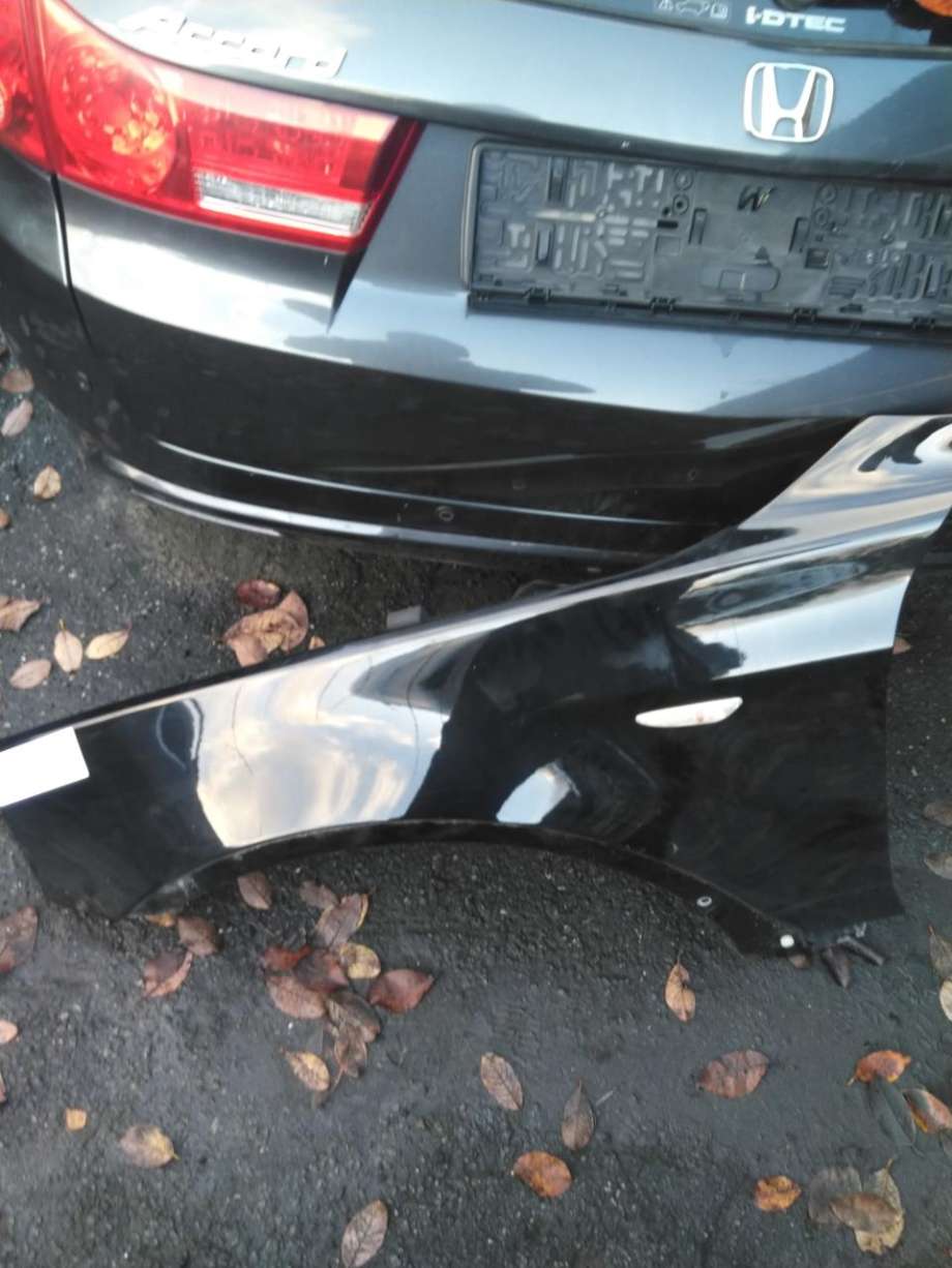 Skjerm venstre foran til BMW X3, 2003-2006 (Fase 1) (E83) (E83) (41 35 3 405 921)