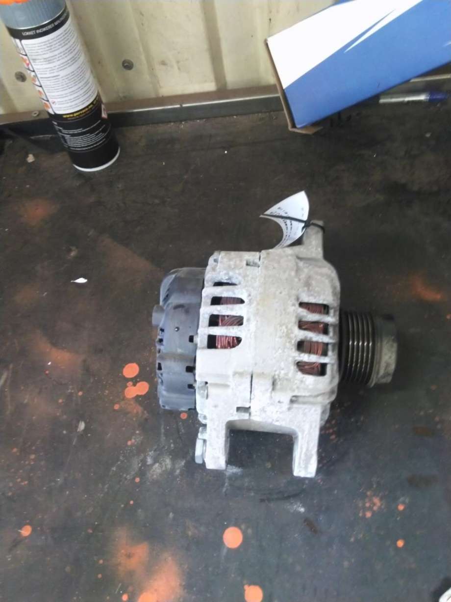Dynamo til Hyundai Veloster, 2011-2015  (37300 2B750)