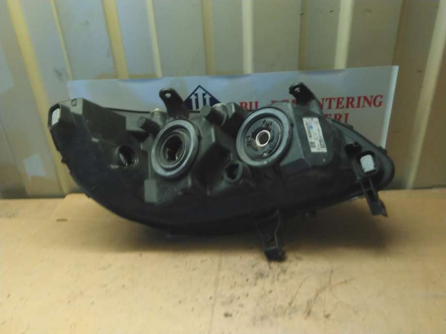Frontlykt venstre halogen til Opel Zafira A 1999-2005  
