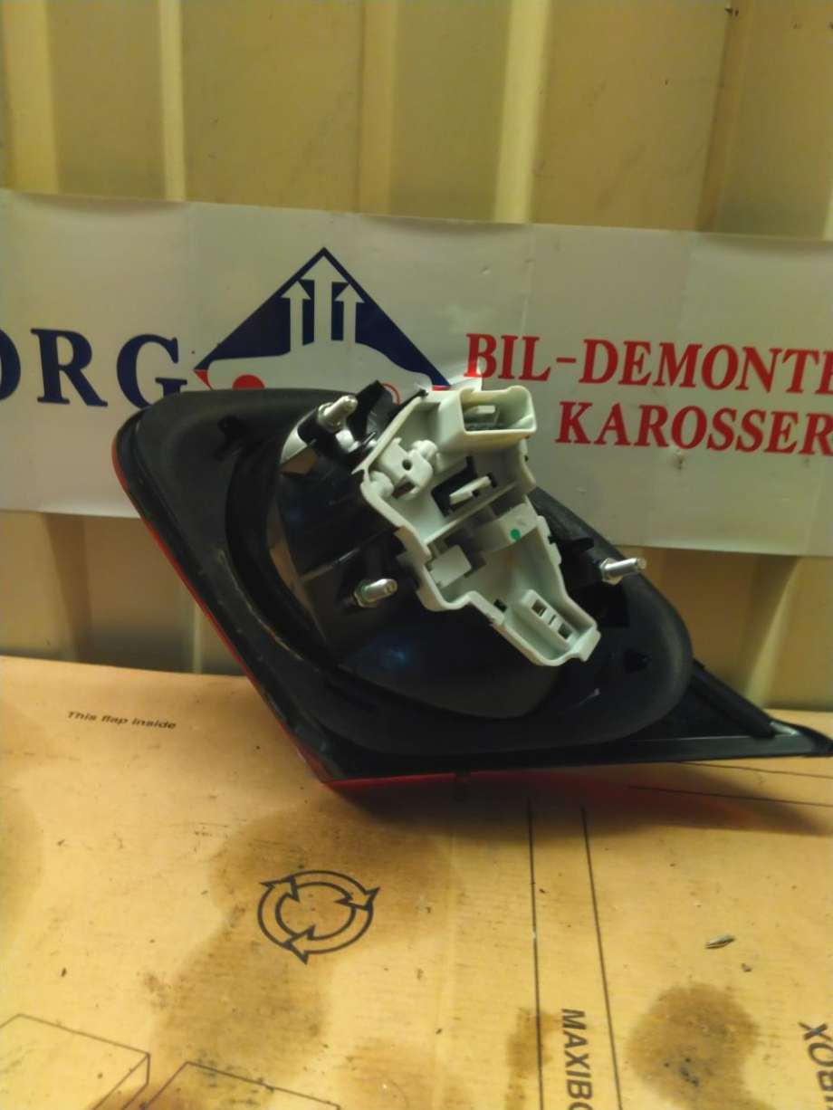 Baklykt venstre indre til VW Passat 2005-2010 (B6) (B6) (3C8 945 093 D|)