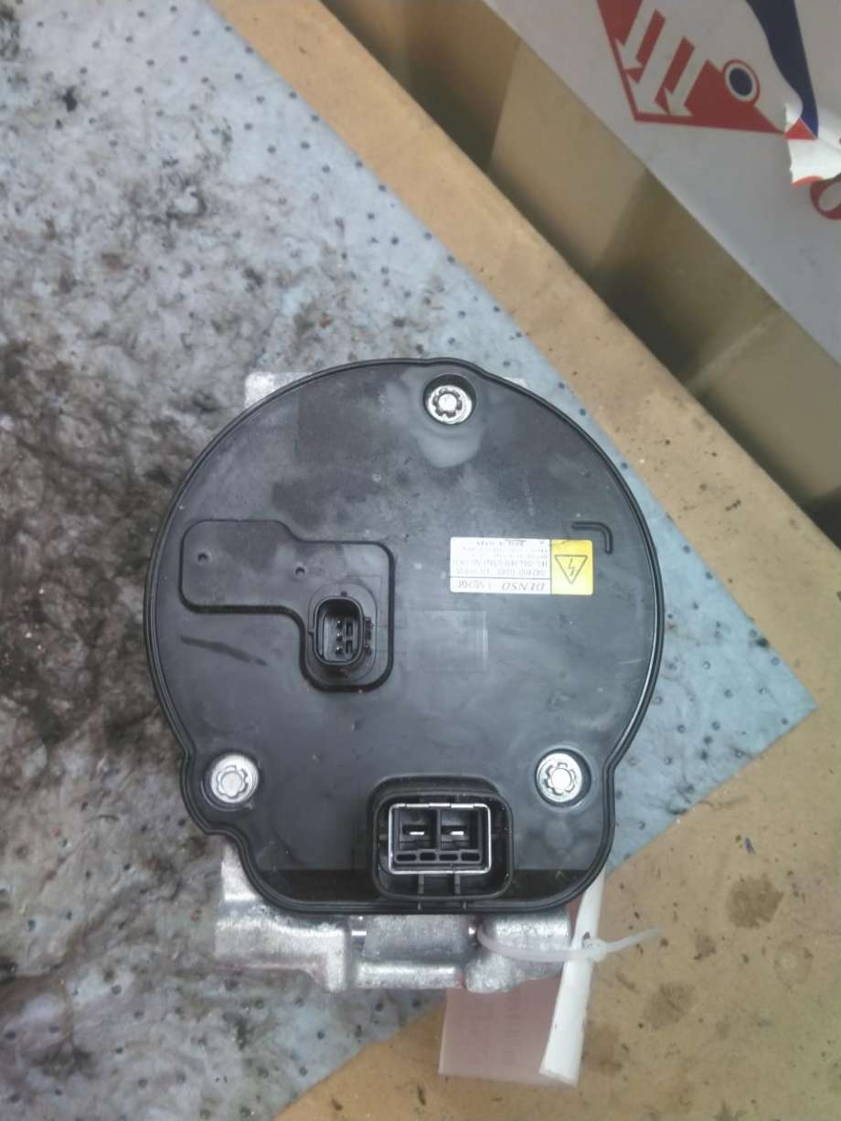 Aircondition kompressor hybrid til Toyota Yaris 2020-->> (Type IV)  (88370K0010|)