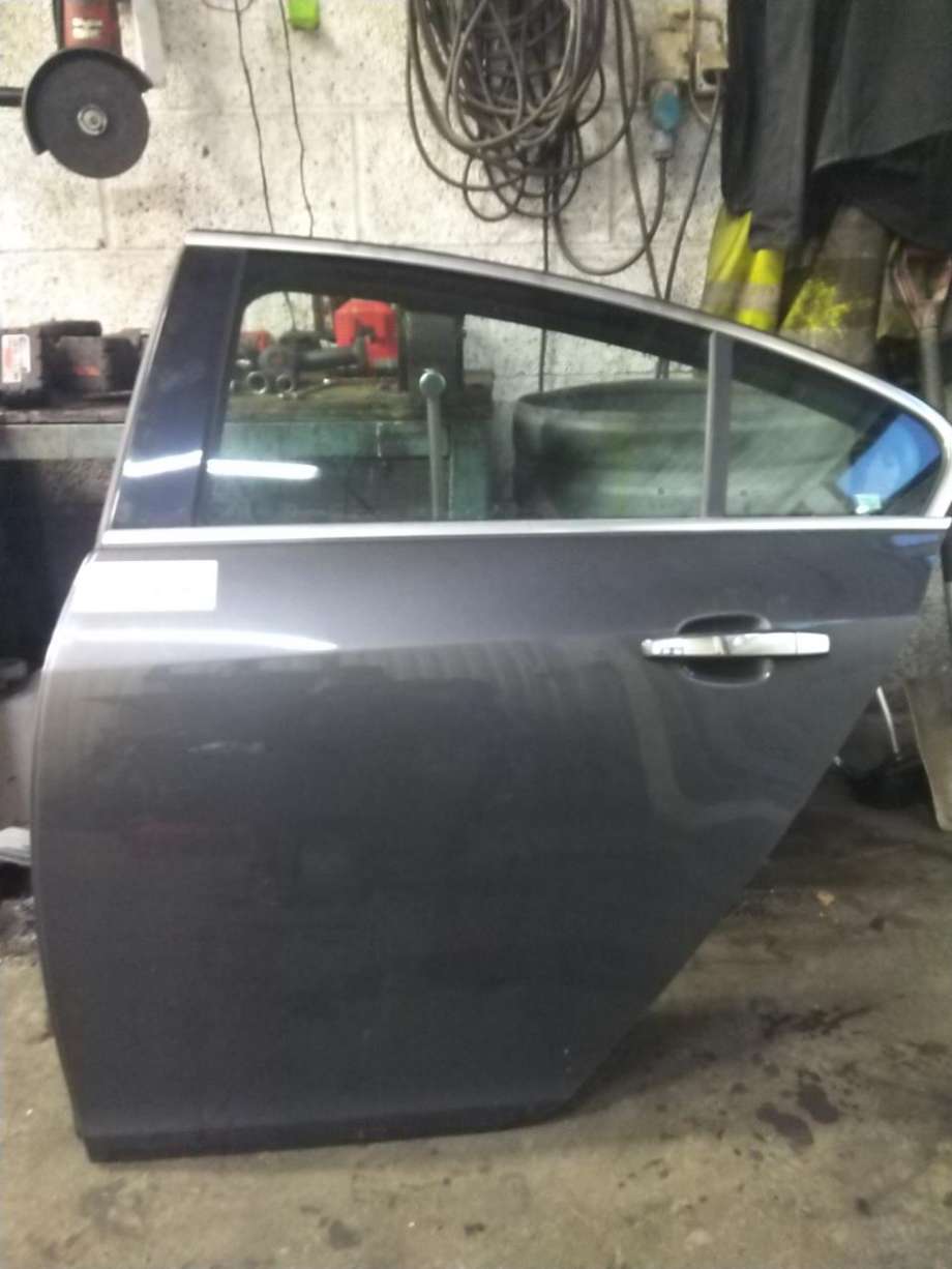 Dør venstre bak til Opel Insignia A, 2009-2014  (13274122)