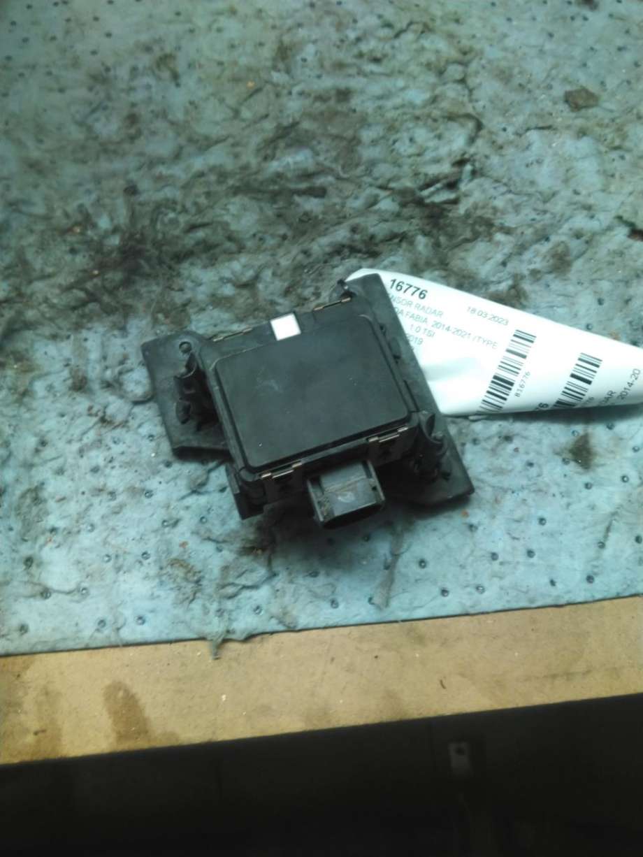 Sensor radar til Škoda Fabia, 2014-2021 (Type III)  (5Q0 907 561 K)