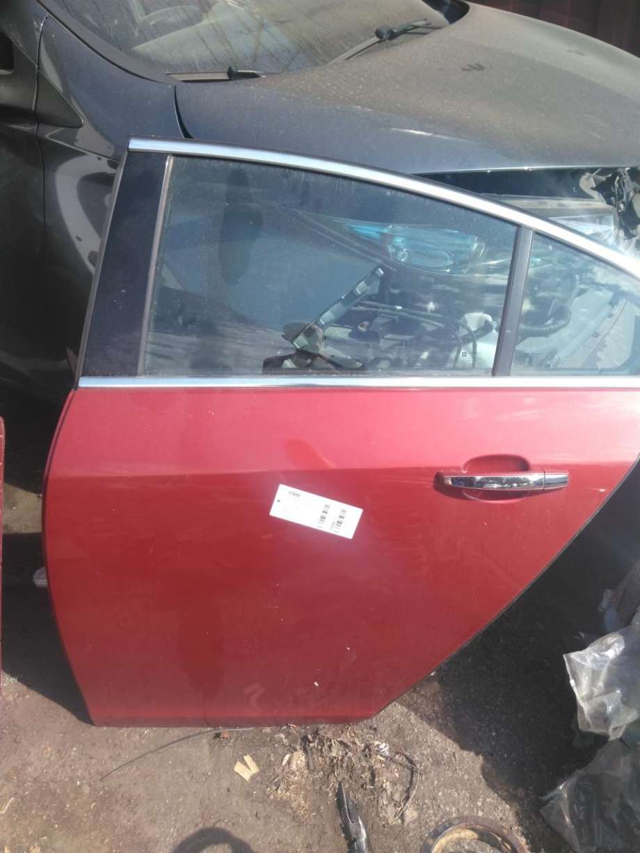 Dør venstre bak til Opel Insignia A, 2009-2014  