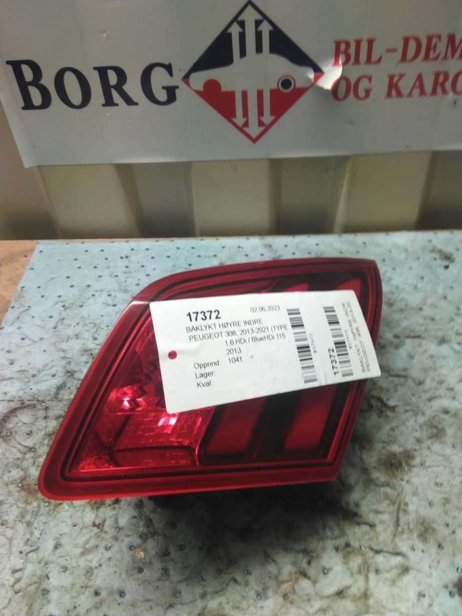 Baklykt høyre indre til Peugeot 308, 2013-2021 (Type II)  (96 778 182 80)