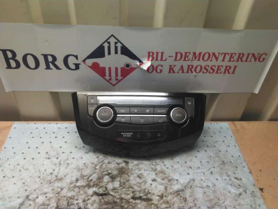 Varmeapparat betjening til Nissan Qashqai, 2014-2021 (Type II)  (275004EA0A)