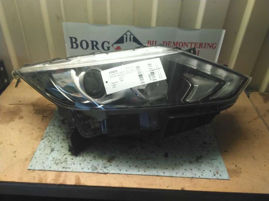 Frontlykt høyre halogen til Nissan Qashqai, 2014-2021 (Type II)  (260104EH0A)