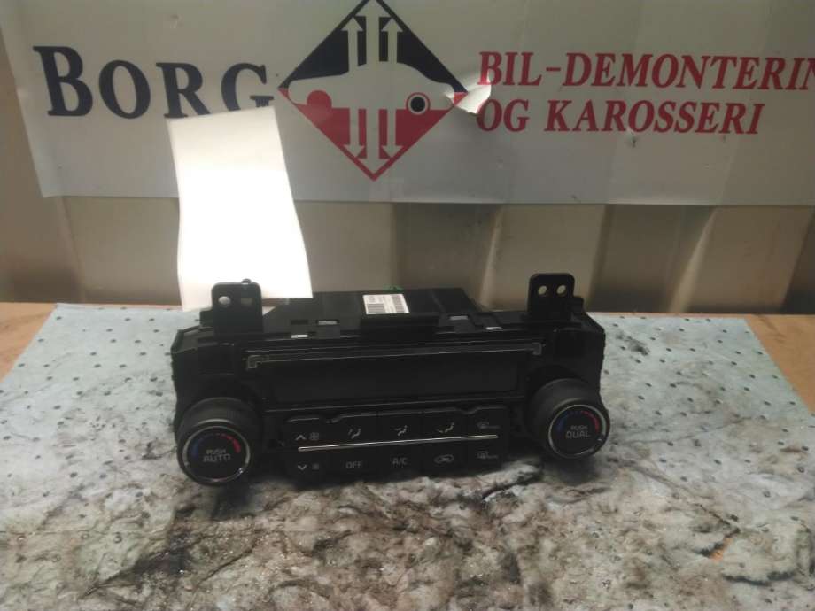 Varmeapparat betjening til Kia Sportage, 2010-2016 (Type III)  (97250 3U800WK)