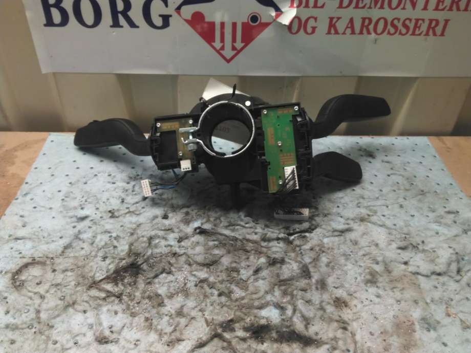 Bryter combi til VW Passat 2015-2019 (Fase 1) (B8) (B8) (5Q0 953 502 AJ|)
