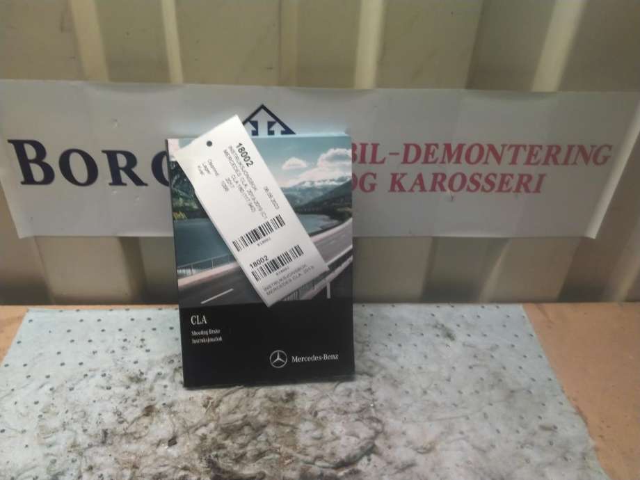 Instruksjonsbok til Mercedes CLA, 2013-2019 (C117) (C117) 