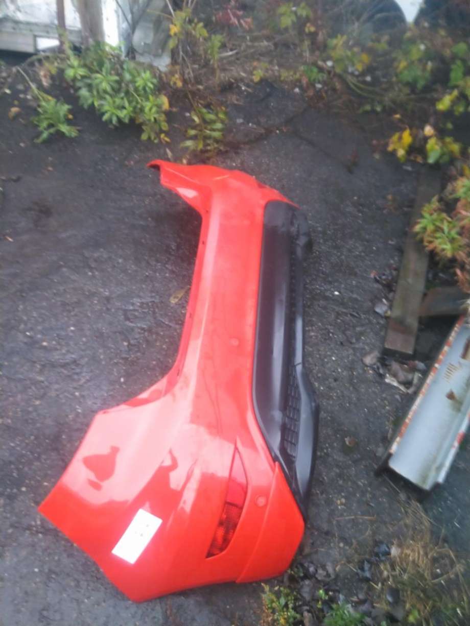Støtfanger bak combi til Ford Fiesta, 2013-2017 (Type VI, Fase 2)  (8A61-17906-AFXWAA)