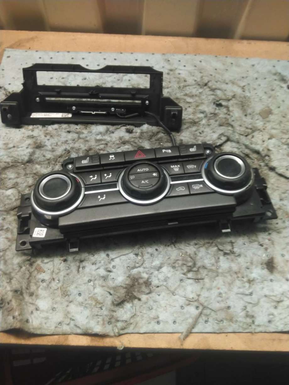 Varmeapparat betjening til Land Rover Discovery, 2009-2017 (Type IV)  (LR021213)
