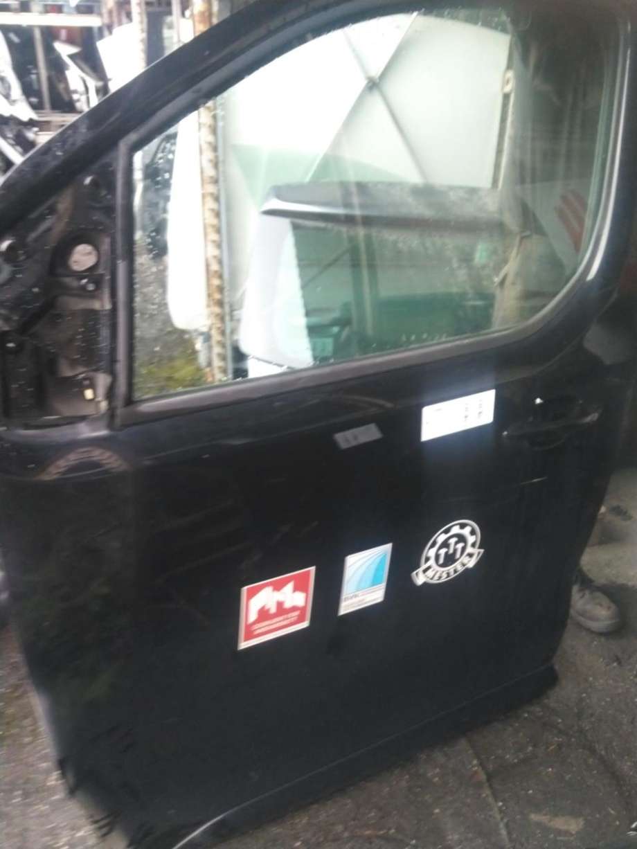 Dør venstre foran til Citroën Spacetourer, 2017-->>  (98 118 937 80)
