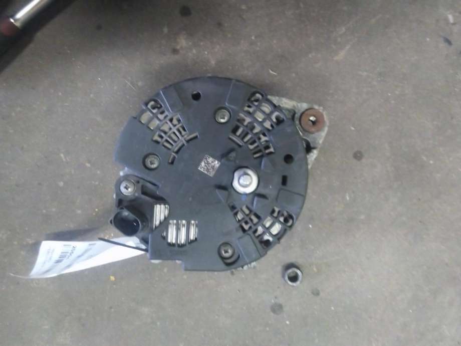 Dynamo til Mercedes CLA 2013-2019 (C117) (C117) (A 000 906 19 03|)