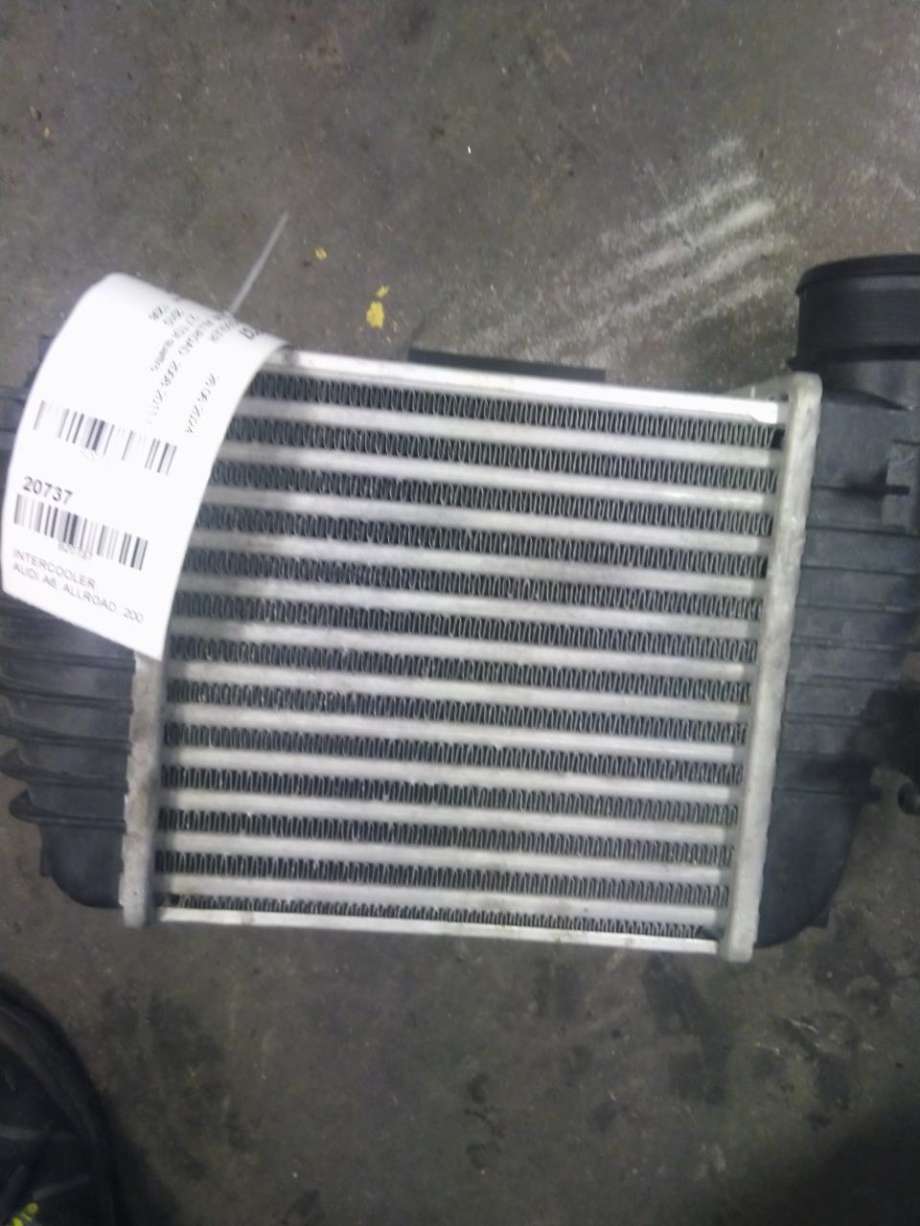 Intercooler til Audi A6, Allroad 2008-2011 (Type II, Fase 2) (C6) (C6) (4F0 145 805 AC - VENSTRE|4f0 145 806 t - Høyre|)