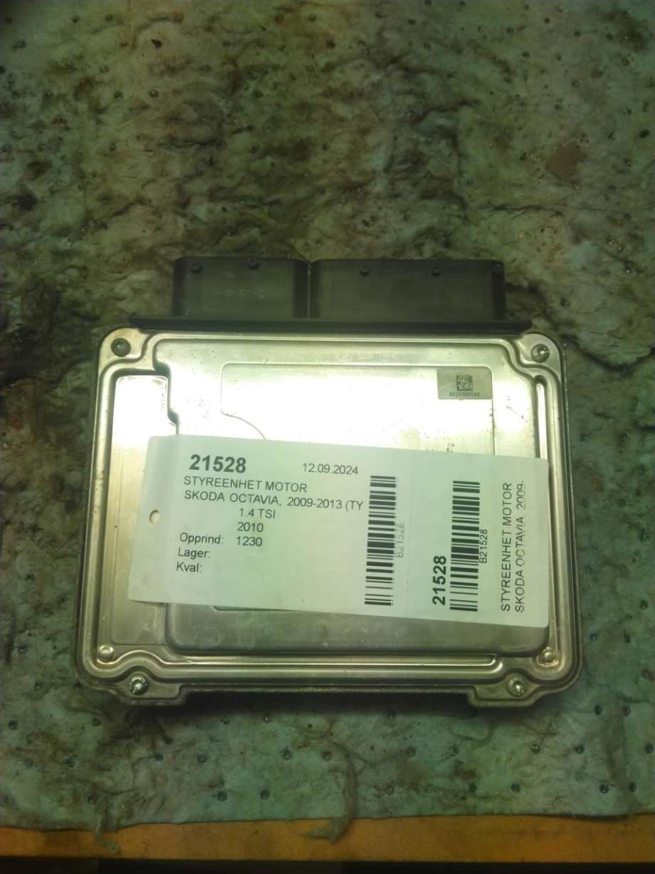Styreenhet motor til Škoda Octavia 2009-2013 (Type II, Fase 2)  (03C 906 016 E|)