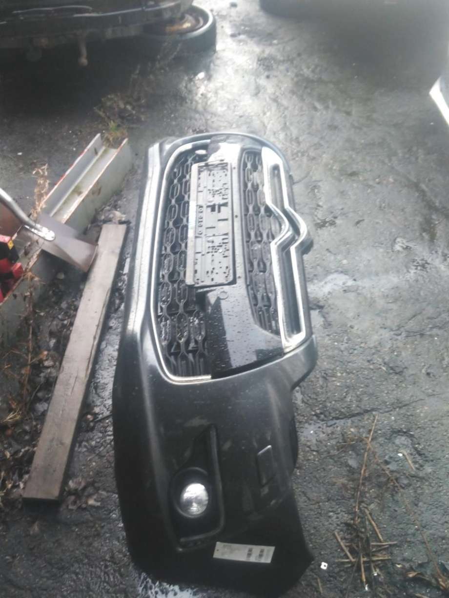 Støtfanger foran til Citroën DS4, 2011-2017  (7401 VZ)