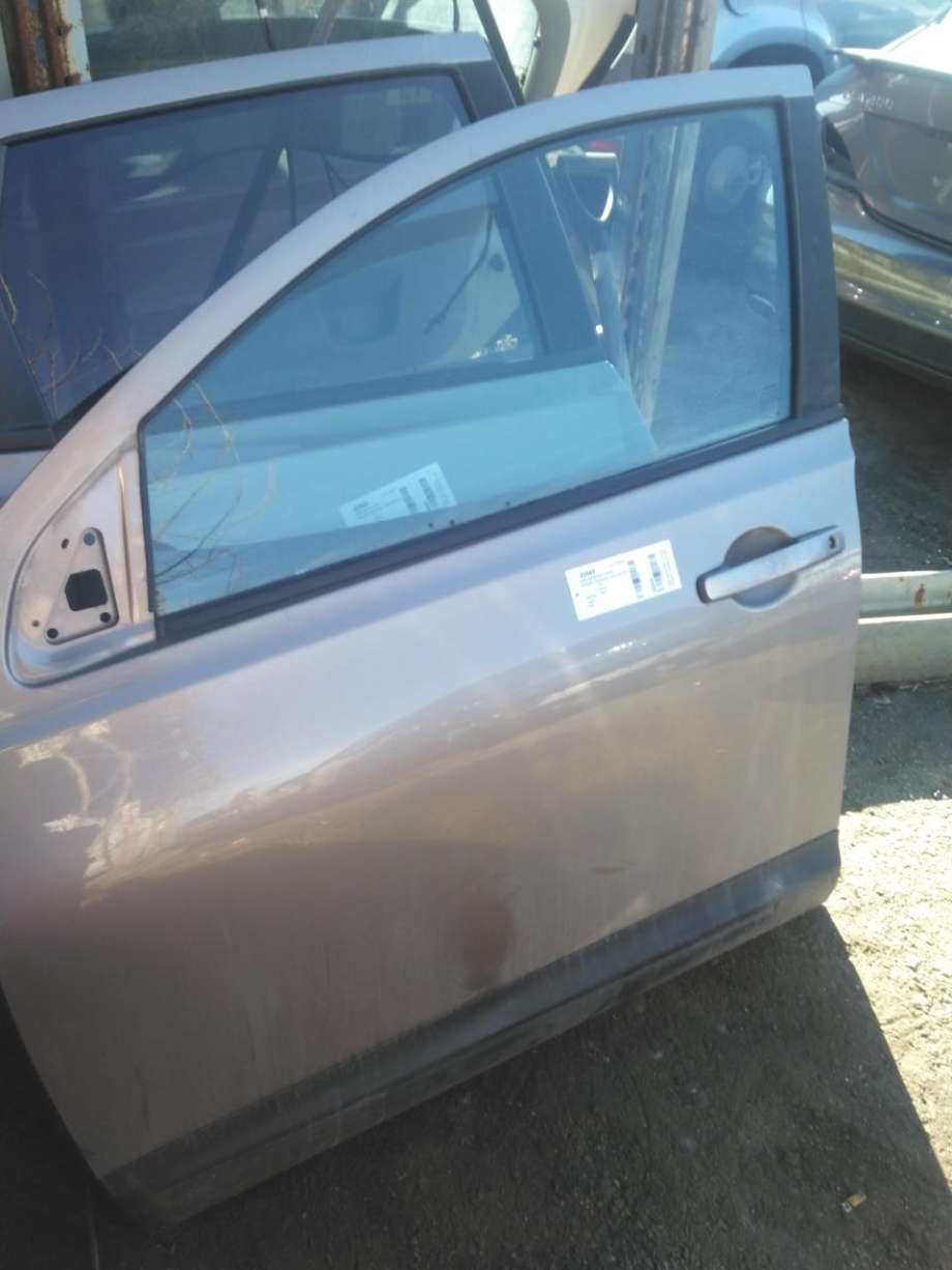 Dør venstre foran til Nissan Qashqai, 2010-2014 (Type I, Fase 2)  (H0101JD0MD)