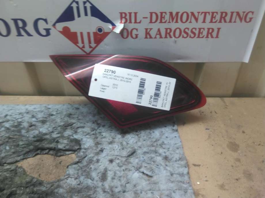 Baklykt venstre indre til Opel Astra J, 2010-2015  (13319951)