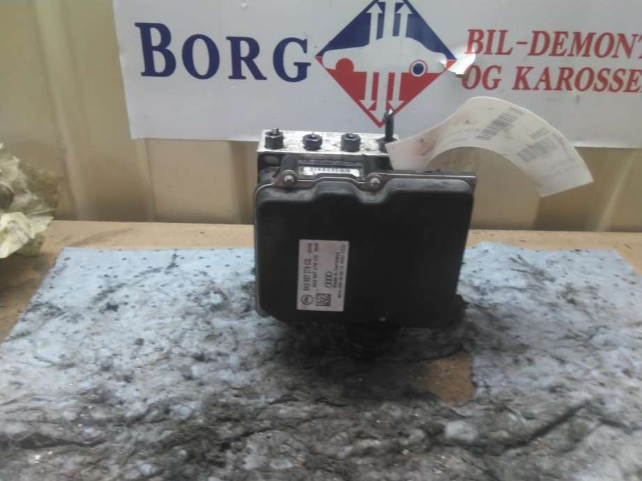 ABS sentral til Audi A4, 2007-2014 (Type IV) (B8) (B8) (8K0 614 517 GG)