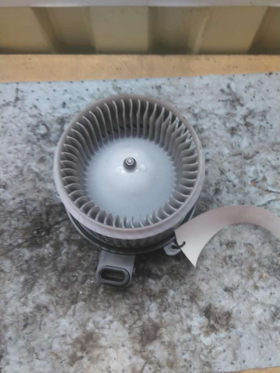 Varmeapparat motor til Mitsubishi Outlander, 2015-->> (Type III, Fase 2)  (7802A327)