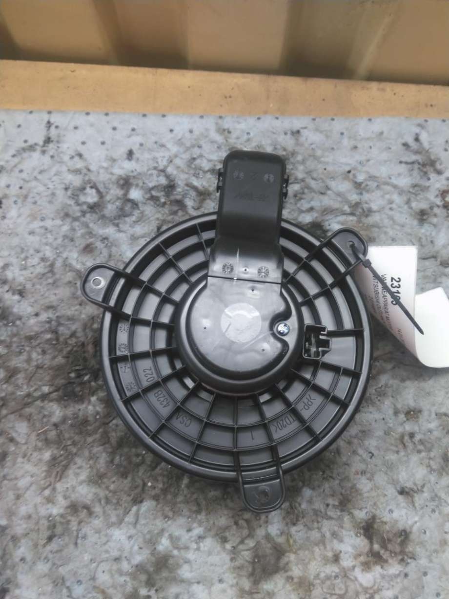 Varmeapparat motor til Mitsubishi Outlander 2015-->> (Type III, Fase 2)  (7802A327|)