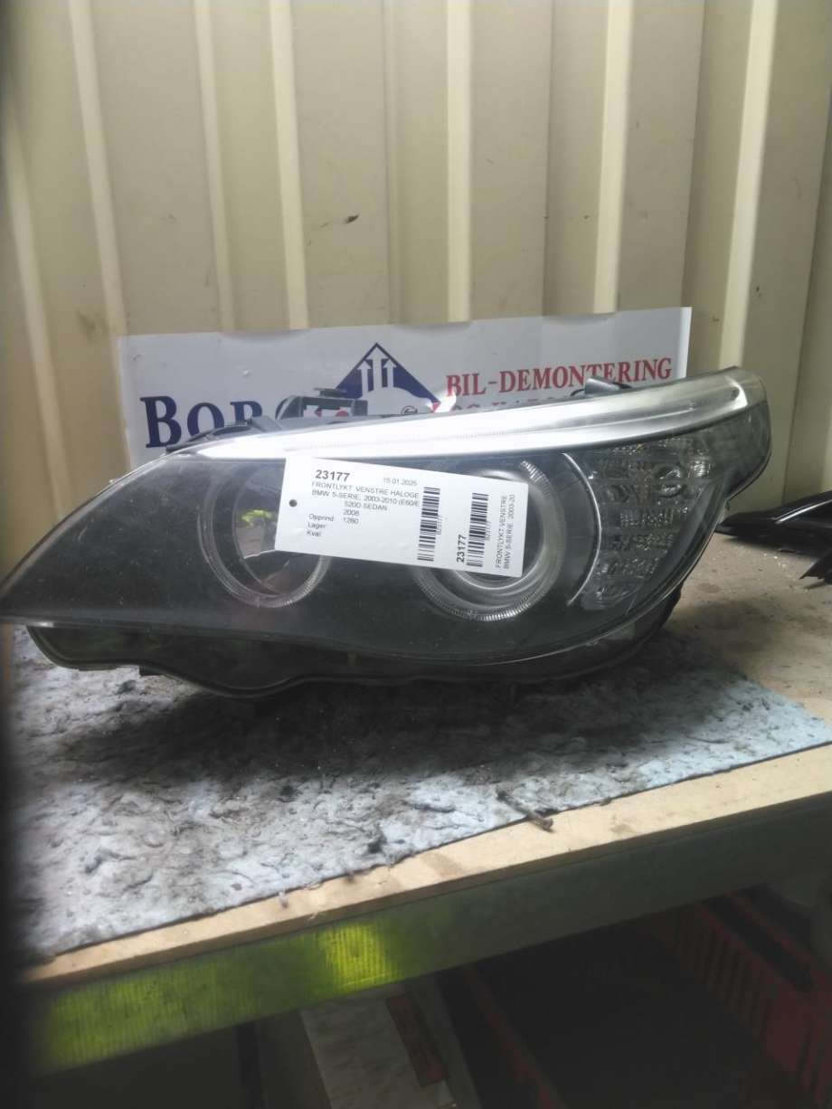Frontlykt venstre halogen til BMW 5-Serie, 2003-2010 (E60/E61) (E60/E61) (63 12 7 177 727)