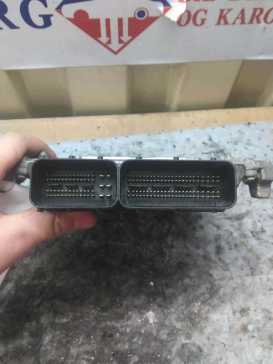 Styreenhet motor til Mercedes A-Klasse 2012-2018 (W176) (W176) (A 270 900 09 00|)