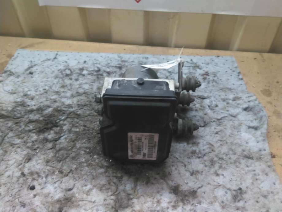 ABS sentral til VW Passat, 2011-2015 (B7) (B7) (3AA 614 109 BM)