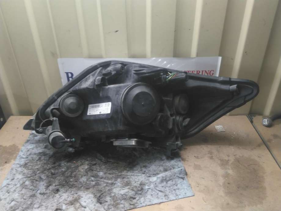 Frontlykt høyre xenon til Ford Kuga 2008-2012 (Type I)  (8V41-13W029-AG|)