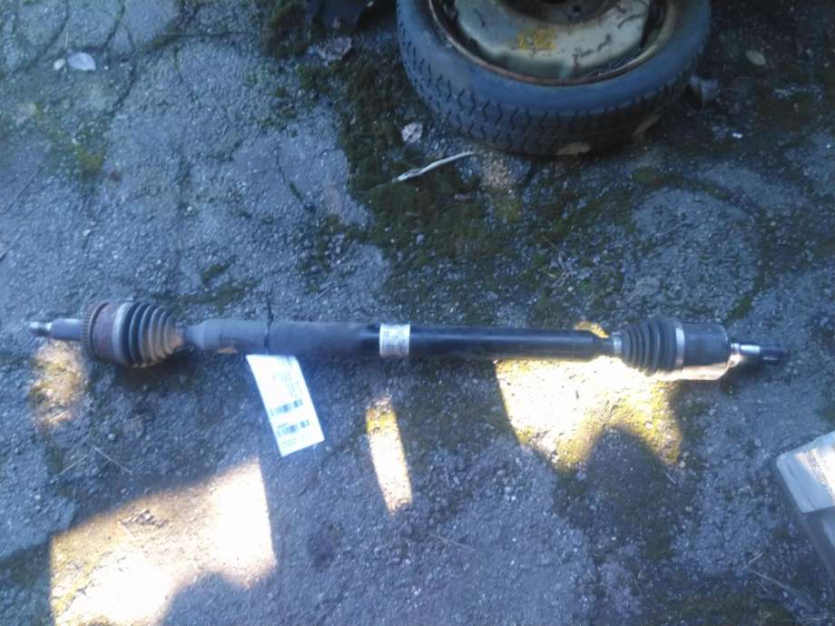 Drivaksel høyre foran, diesel/automat til Hyundai Tucson, 2015-2020  (49501D 9170)