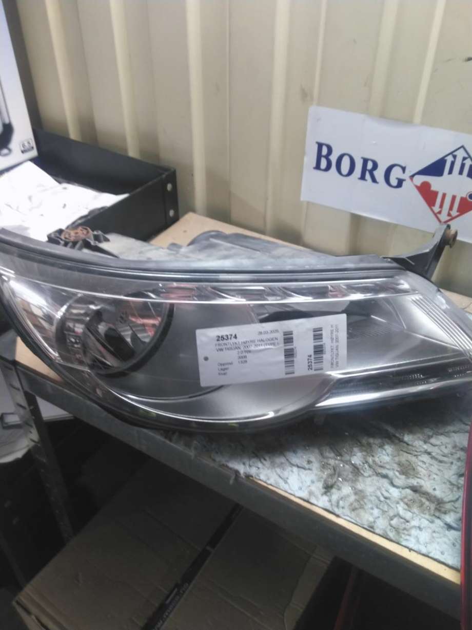 Frontlykt høyre halogen til VW Tiguan, 2007-2011 (Type I, Fase 1)  (5N1 941 032 AB)