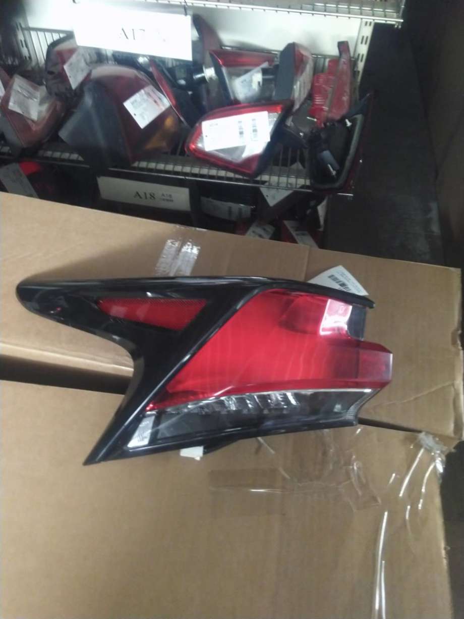 Baklykt venstre ytre til Lexus NX, 2014-2021 (Type I) (AZ10) (AZ10) (8156078060)